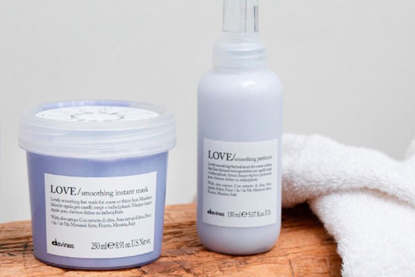 Cómo domar el cabello encrespado